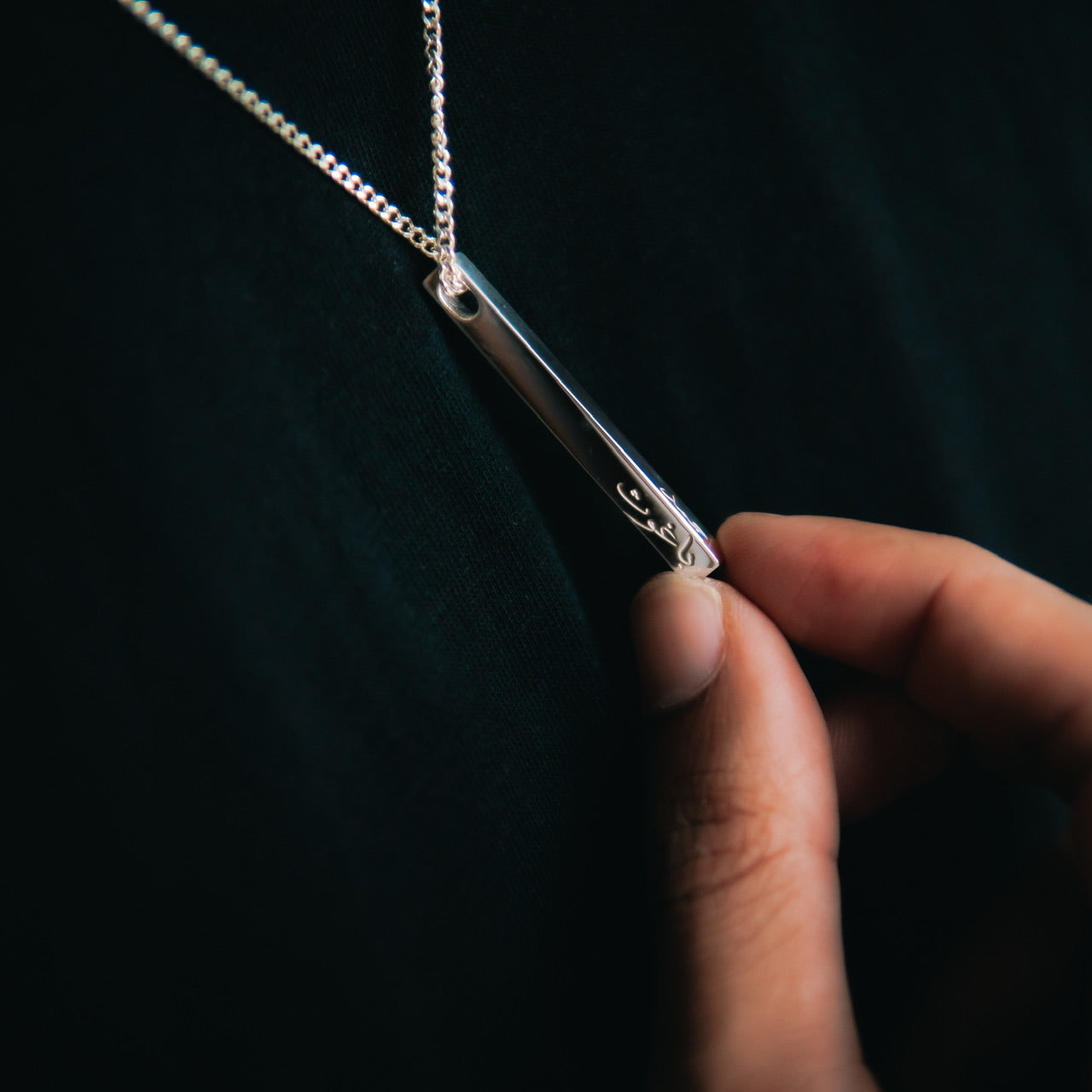 4 side bar necklace for men in Dubai abudhabi