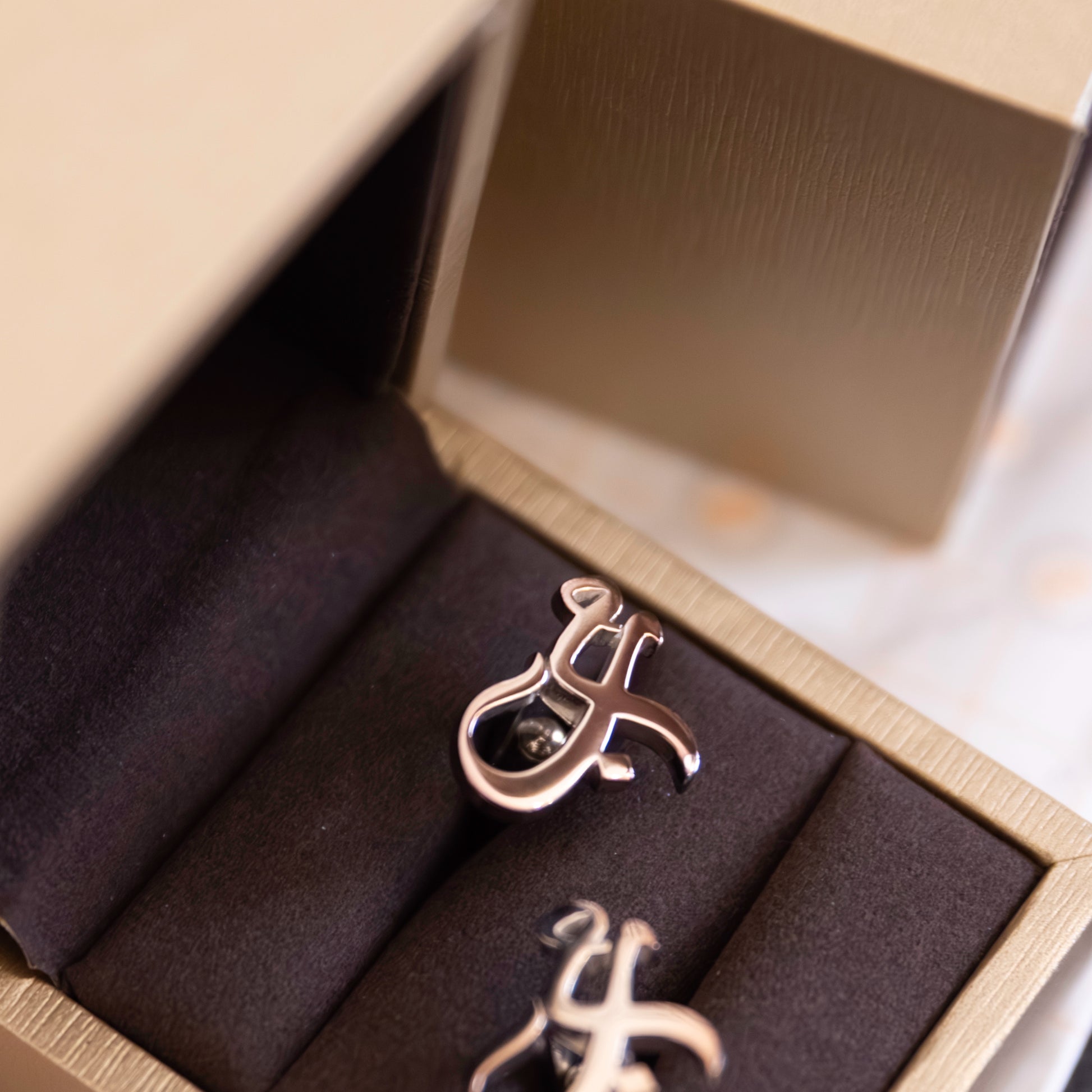 Arabic letters Cufflinks in a gift Box 