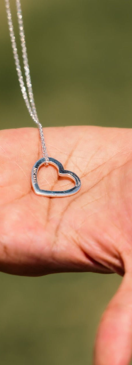 name on heart necklace in silver