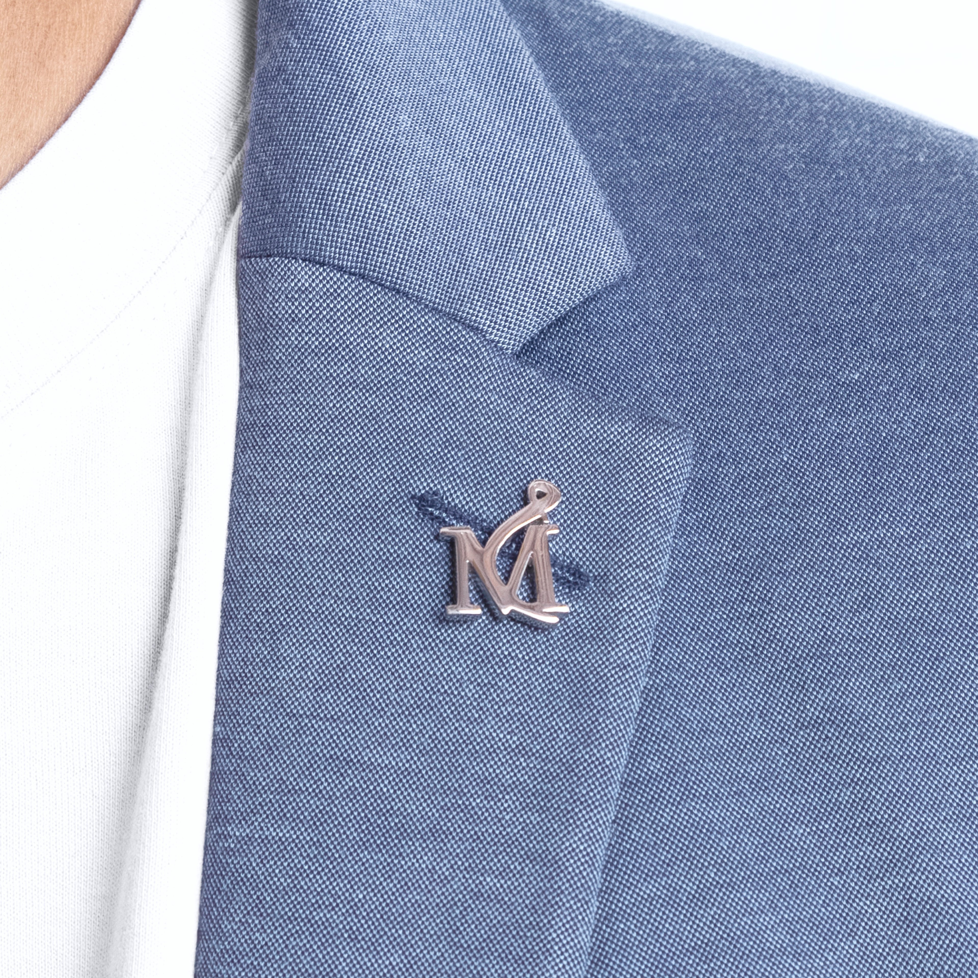 Silver Suitpin with english and arabic letters