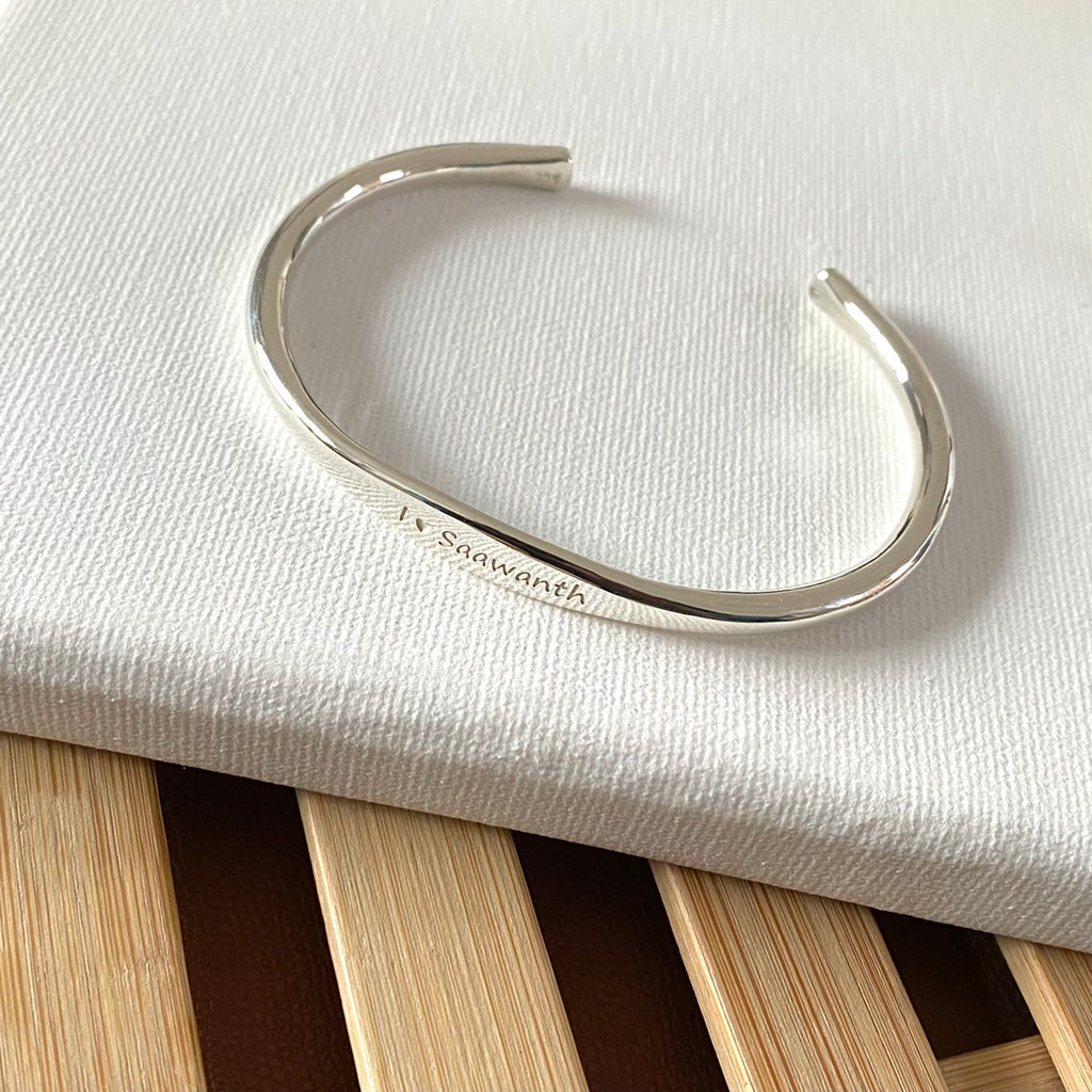 customized  Bracelet  for men in Dubai Abudhabi