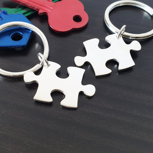 Puzzle pieces key ring for couples in silver