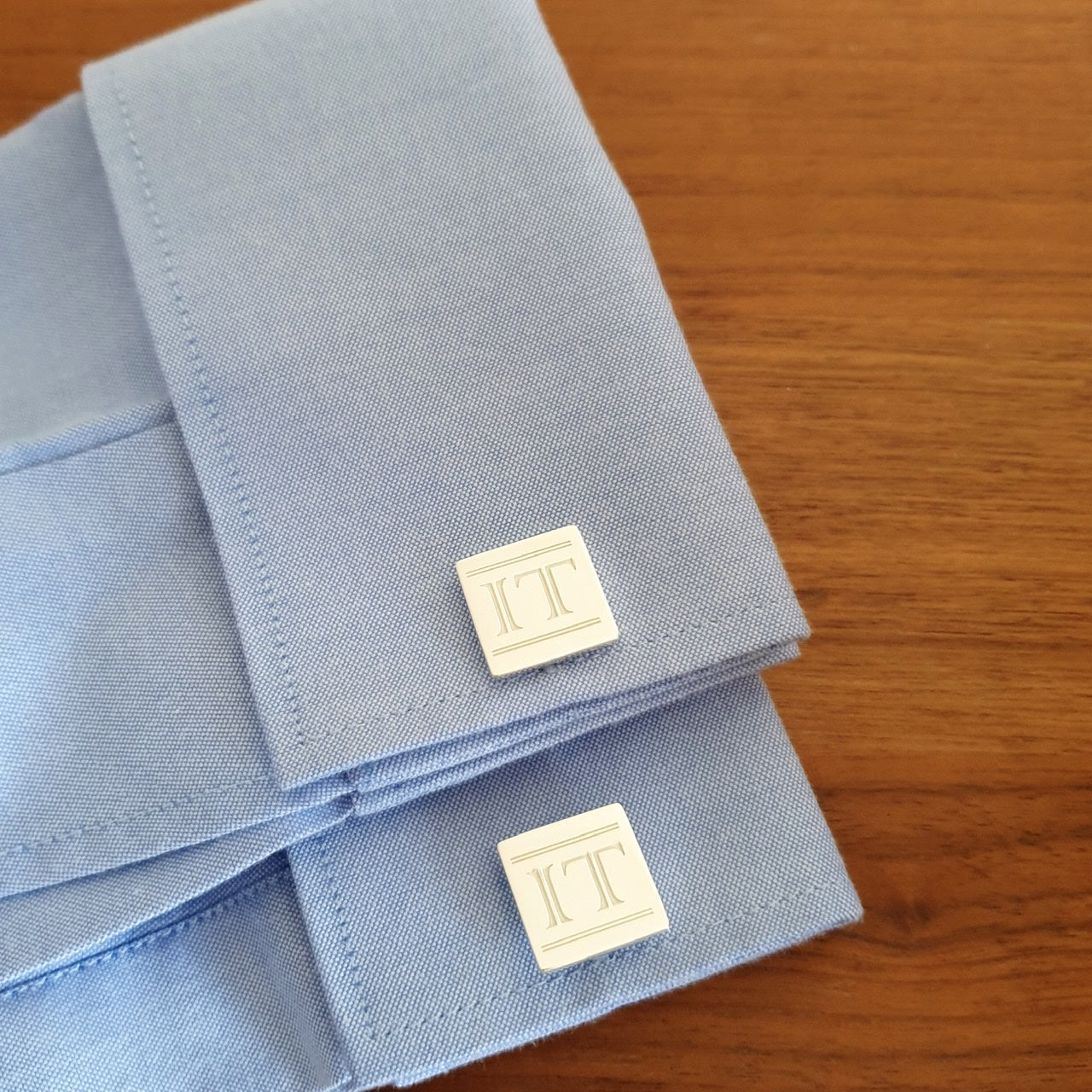 Customized square cufflinks with initials and monogram  
